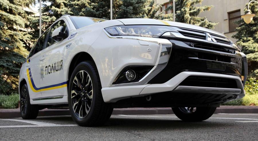  Mitsubishi Outlander PHEV Поліція 2017 года  (UKR) (фото 1 из 2)